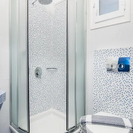 White & Blue Apartment *
