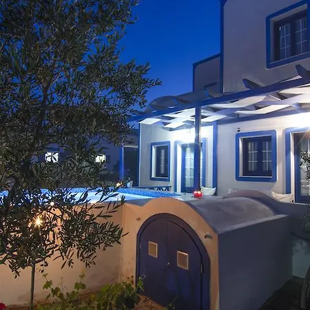 Apartment White & Blue *