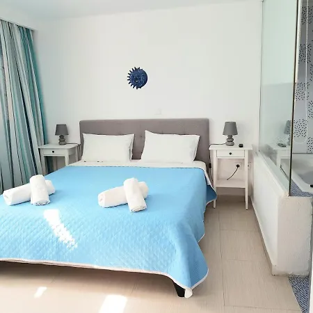 Apartment White & Blue