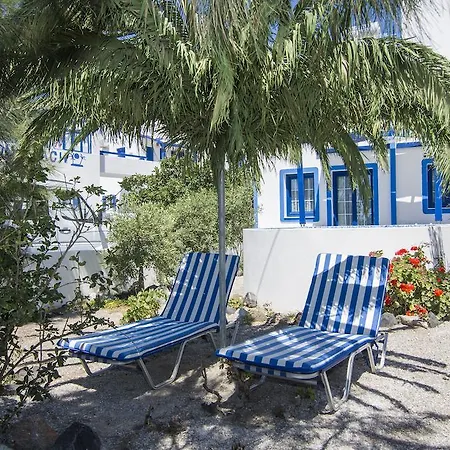 Apartment White & Blue *